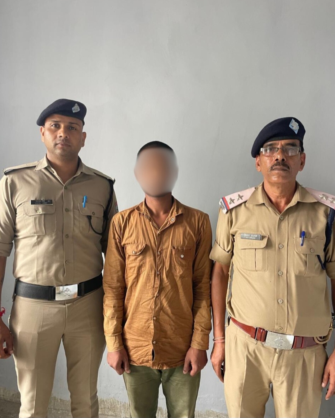 नाबालिग लड़की के साथ अश्लील हरकत करने वाले आरोपी को पुलिस ने किया गिरफ्तार