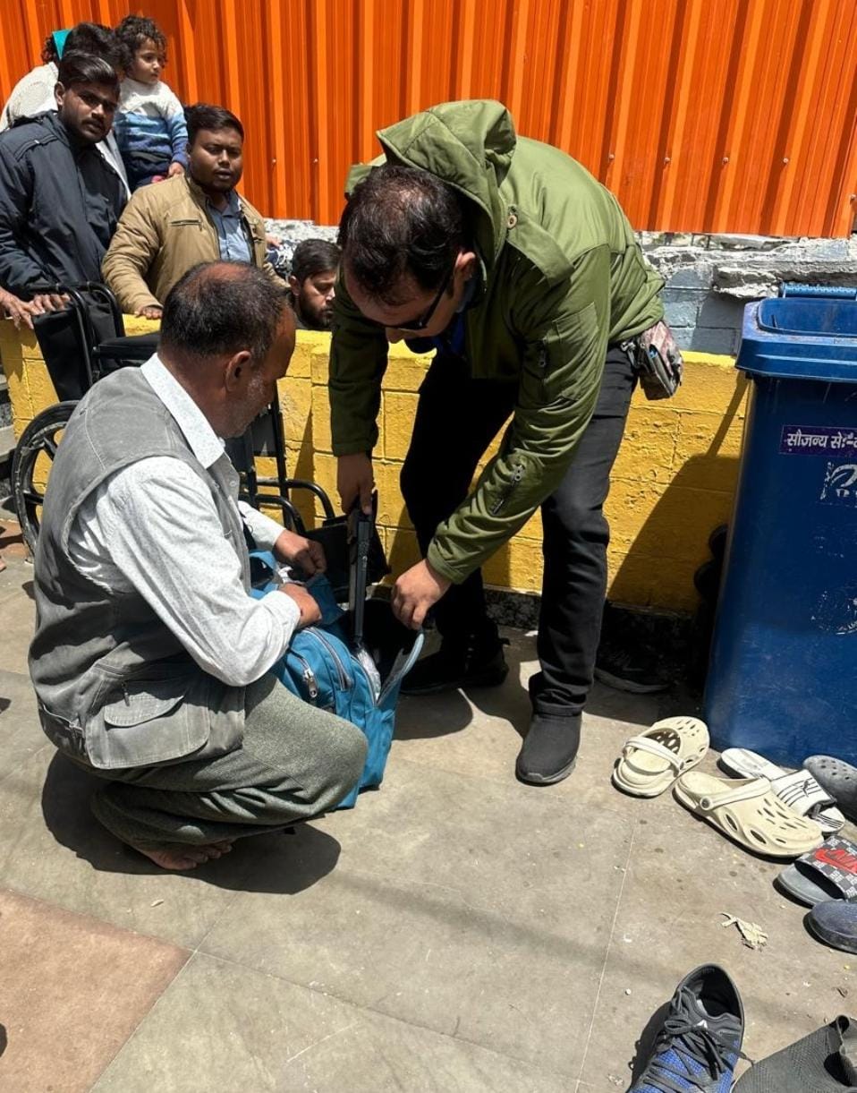 बद्रीनाथ धाम में पुलिस ने किए सुरक्षा व्यवस्था के कड़े इंतजाम