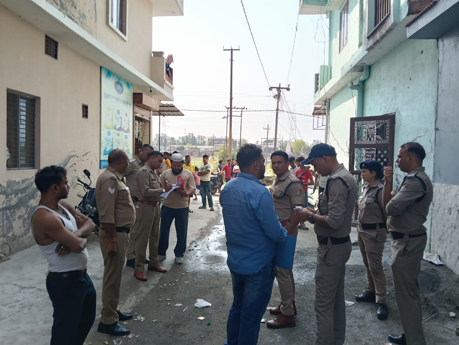 देहरादून पुलिस का सत्यापन अभियान जारी