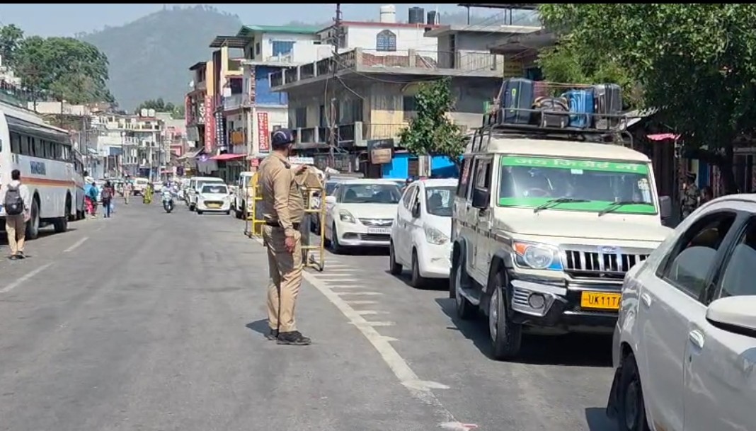 चार धाम यात्रा हेतु ट्रैफिक ड्यूटी को मुस्तैद कर रही पौड़ी पुलिस