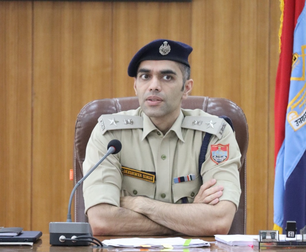 ऑनलाइन ठगी का शिकार हुई महिला के चेहरे पर पौड़ी पुलिस ने बिखेरी मुस्कान