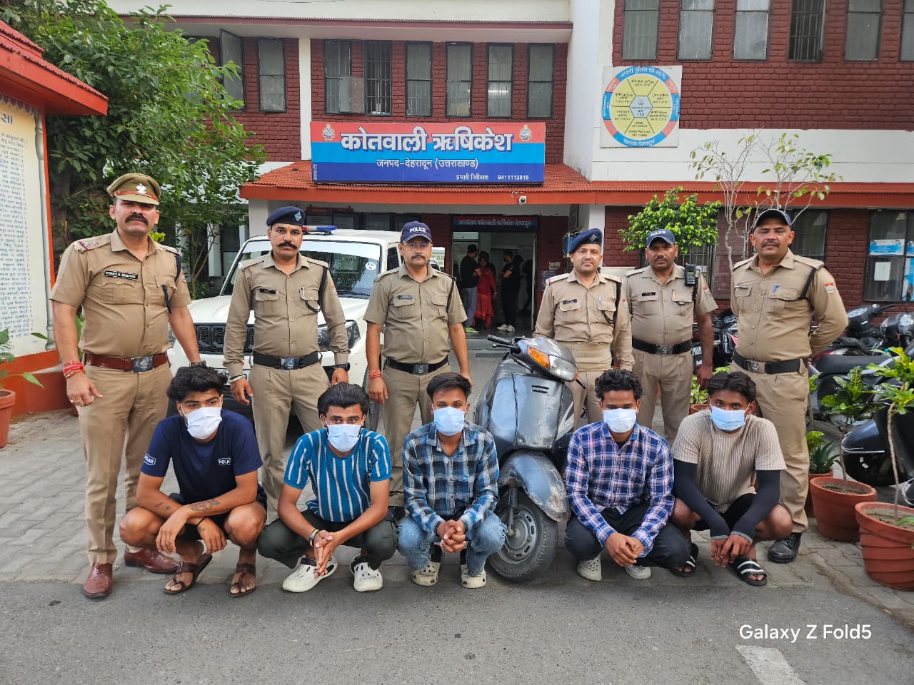 सोशल मीडिया पर वायरल वीडियो का कप्तान ने लिया संज्ञान, युवक से मारपीट करते 5 युवक गिरफ्तार