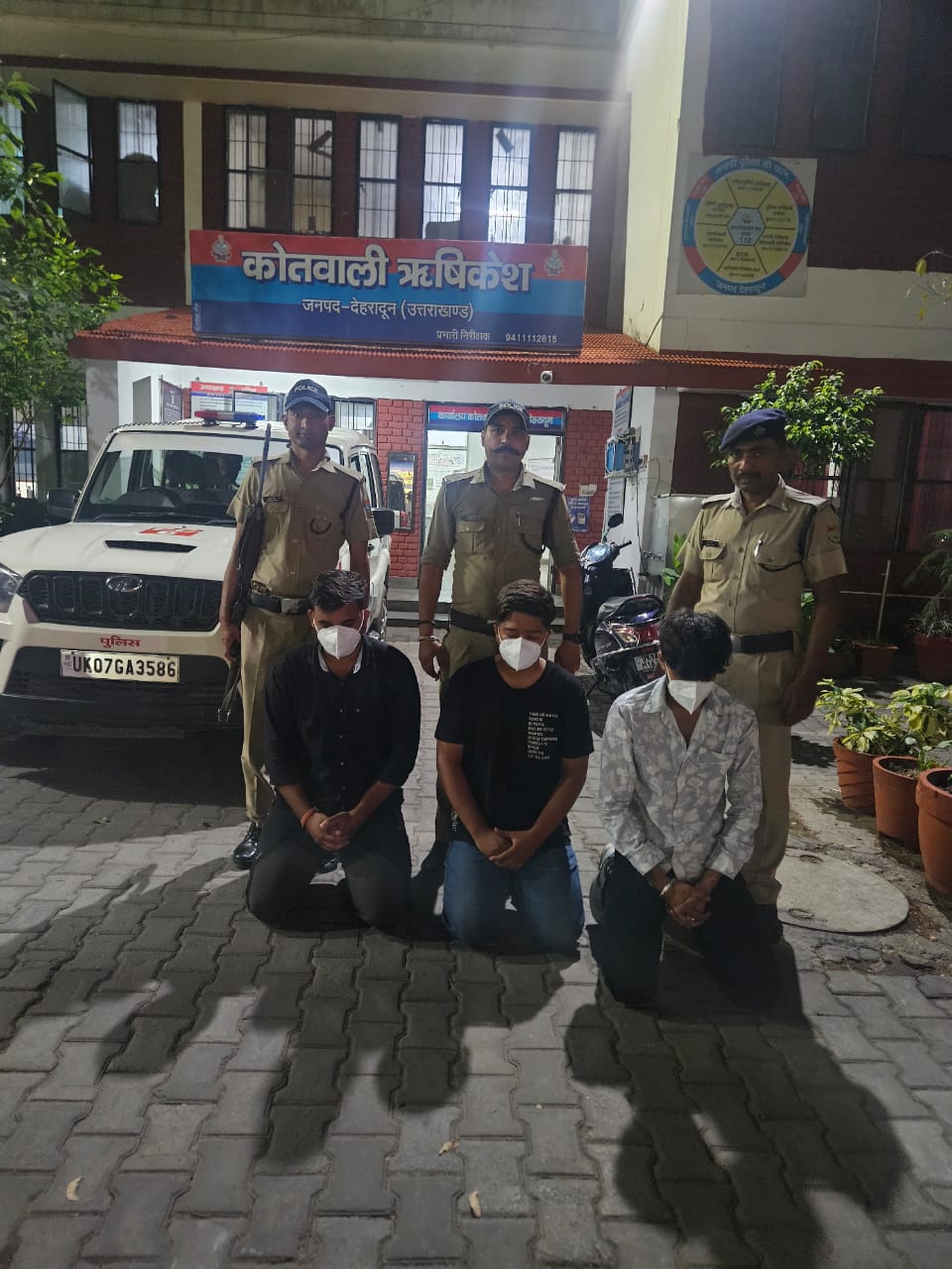सोशल मीडिया पर वायरल मारपीट के वीडियो में शामिल अन्य 03 और अभियुक्त आए दून पुलिस की गिरफ्त में