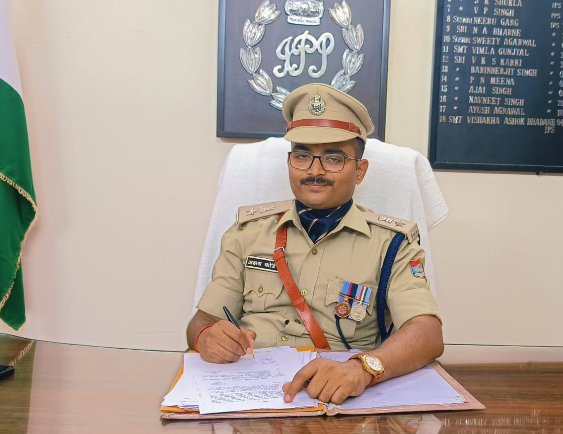 राजस्थान के यात्रियों से अभद्रता व हल्ला काटने वाला होटल संचालक गिरफ्तार
