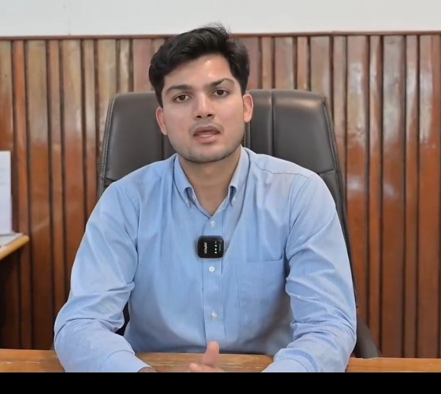 मौसम को ध्यान में रखकर ही करें यात्रा, ड्राइवर्स को यात्रा के दौरान दे भरपूर आराम: डीएम