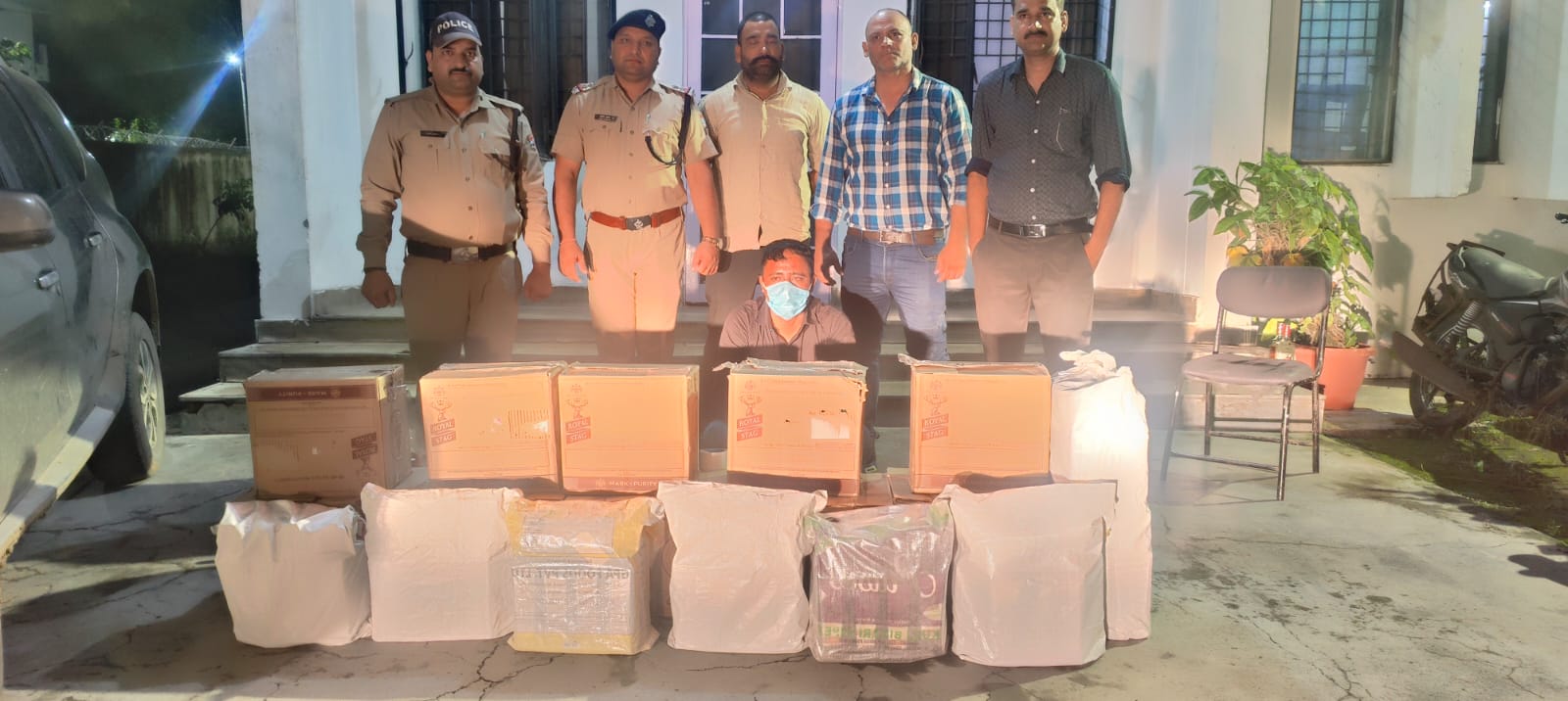 पंचायत चुनाव की दृष्टिगत उत्तराखंड में हरियाणा से लाई जा रही थी अवैध शराब, एसटीएफ ने धड़दबोचा