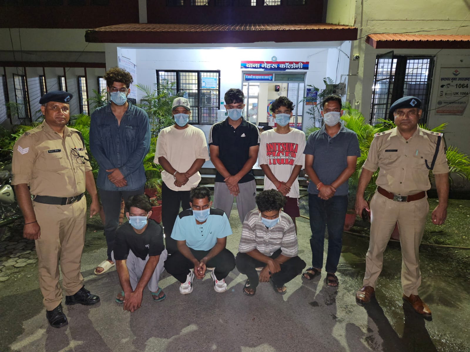 युवक पर लाठी डंडों से हमला करने वाले 8 अभियुक्त गिरफ्तार