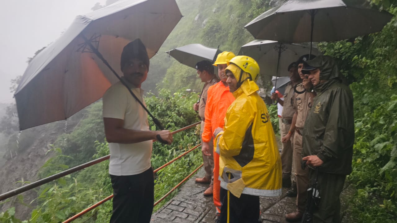 कप्तान अक्षय कोंडे ने किया बाधित यात्रा मार्ग का निरीक्षण,सुरक्षाबलों से की वार्ता