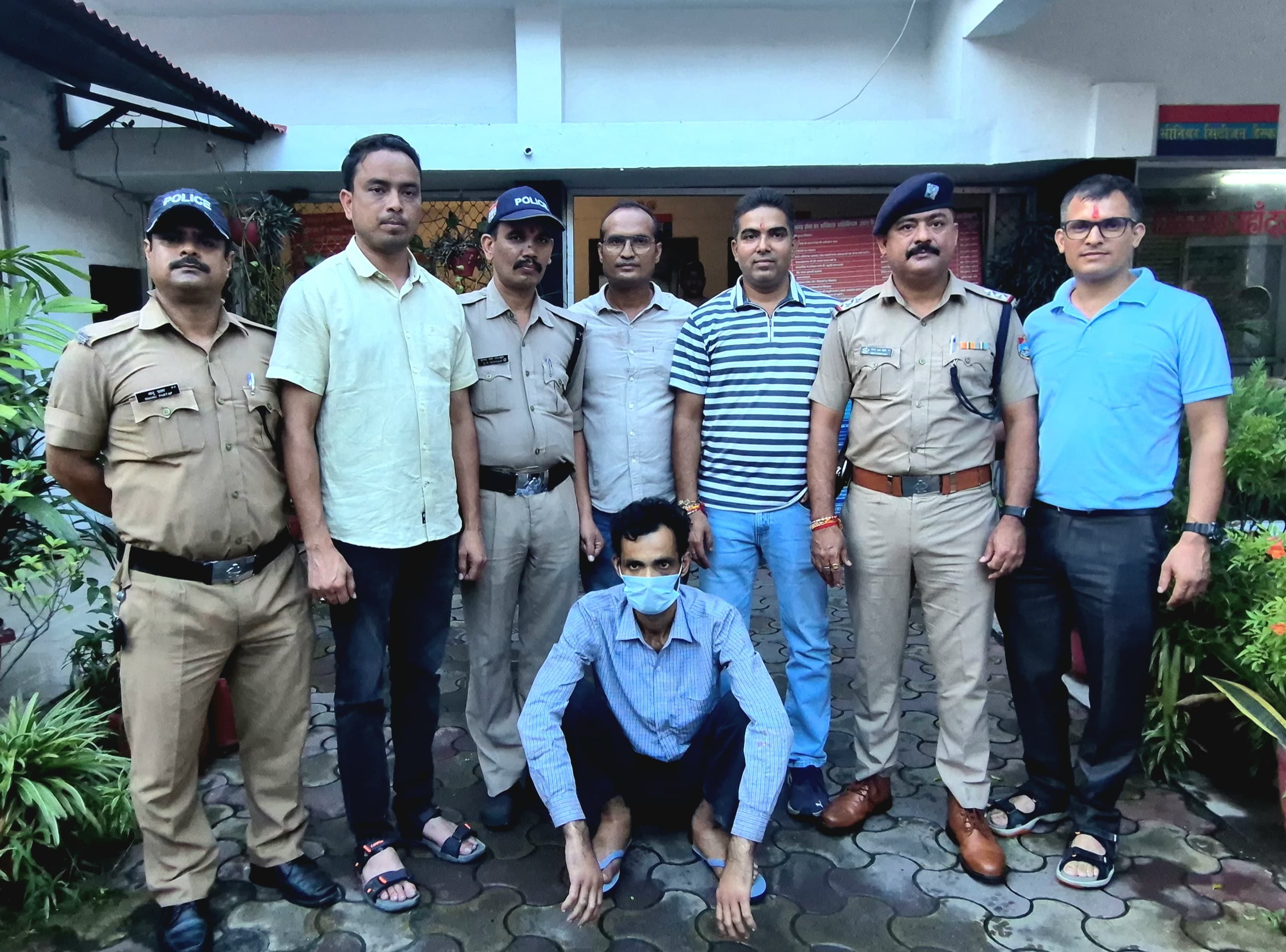 गलत कृत्य के इरादे से बच्चे को लाया था साथ, बच्चे के विरोध करने पर गला दबाकर की हत्या,गिरफ्तार