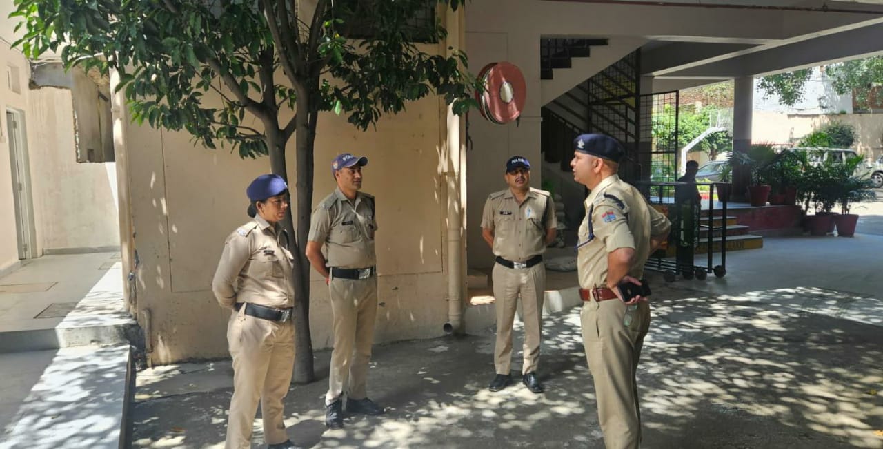 पुलिस सुरक्षा में राजधानी के 19 केंद्रों में सकुशल सम्पन्न हुई प्रयोगशाला सहायक की परीक्षा