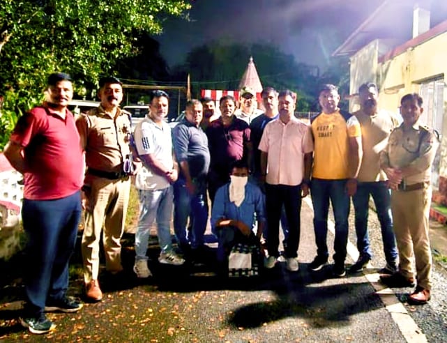 दोहरी सफलता: 86 लाख रुपये की ड्रग्स के साथ देहरादून, टनकपुर से 2 तस्कर गिरफ्तार