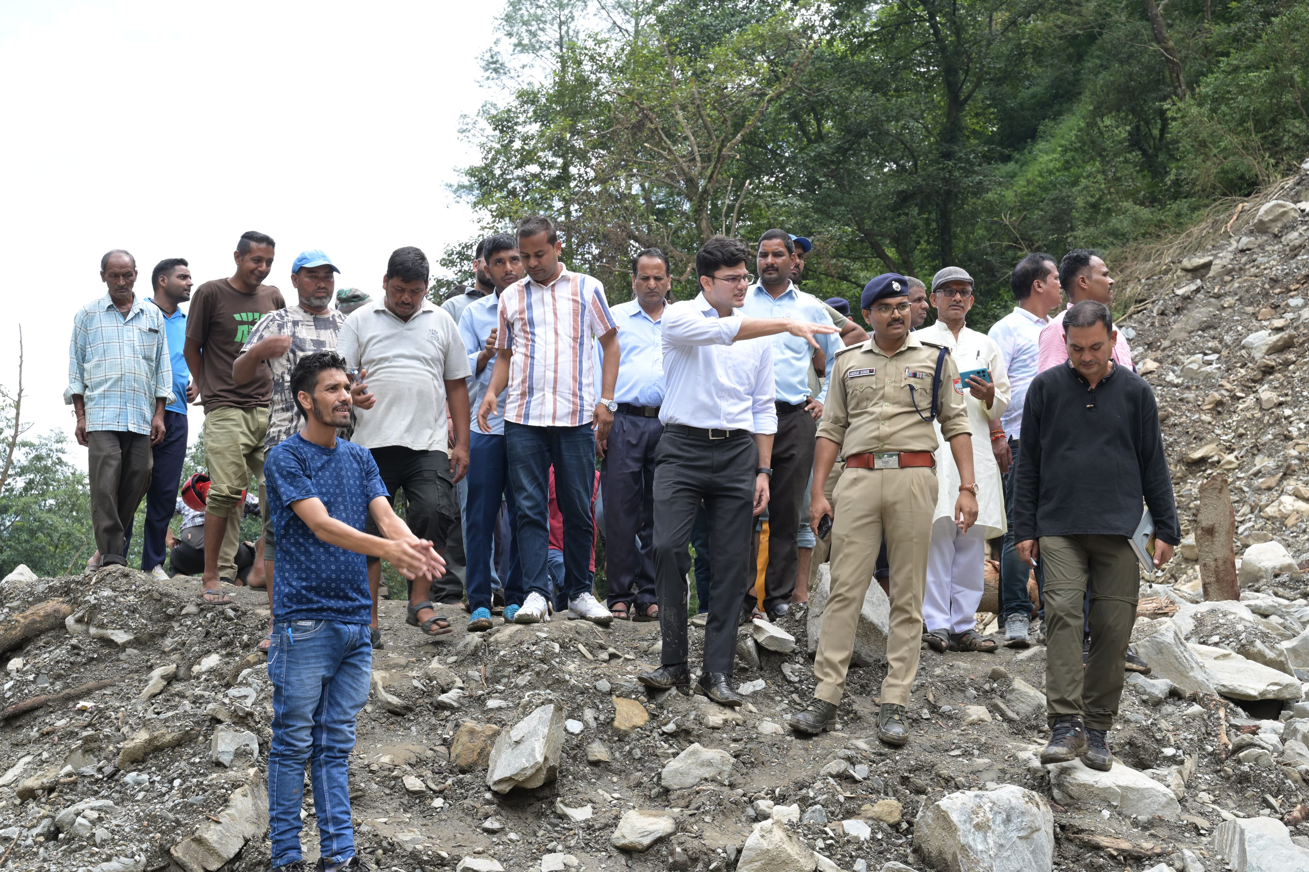 भारत सरकार की अंतर-मंत्रालय की टीम ने रुद्रप्रयाग के आपदा क्षेत्रों का किया निरीक्षण