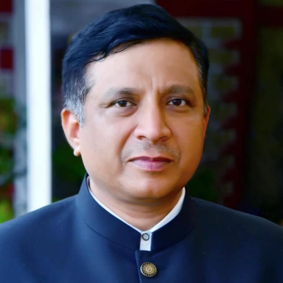 एमडीडीए का चला चाबुक 150 बीघा अवैध प्लॉटिंग ध्वस्त एक दर्जन से अधिक इमारतें सील