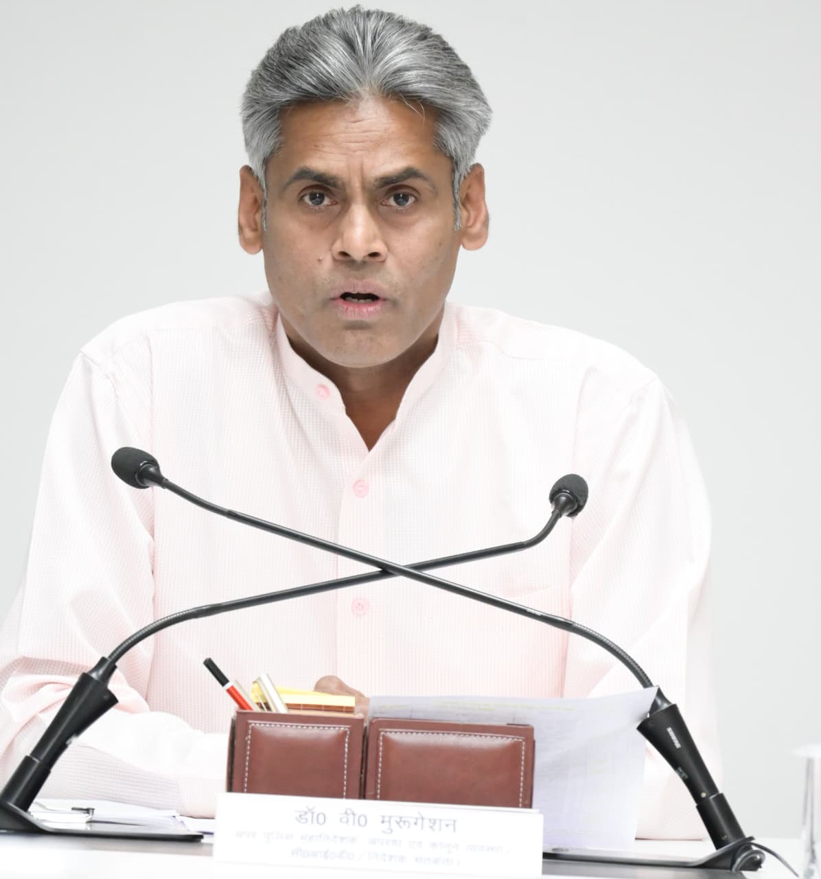 ए डी जी अपराध एवं कानून व्यवस्था द्वारा वीडियो कॉन्फ्रेंसिंग के माध्यम से दिए निर्देश*
