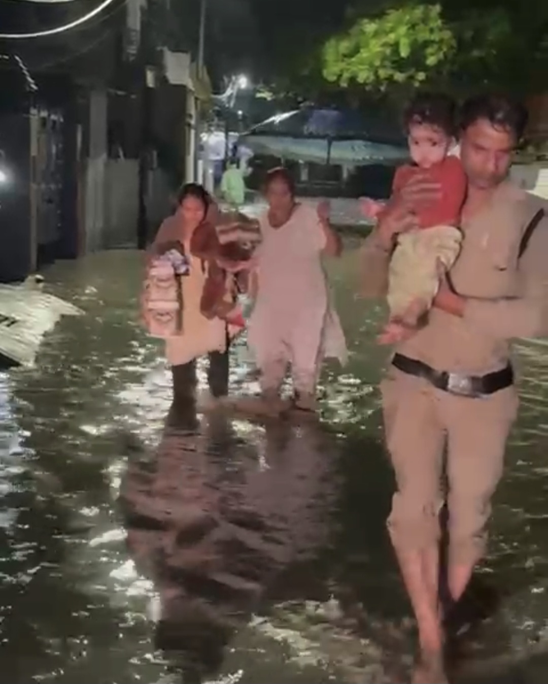 भारी बारिश को लेकर अलर्ट मोड पर दून पुलिस