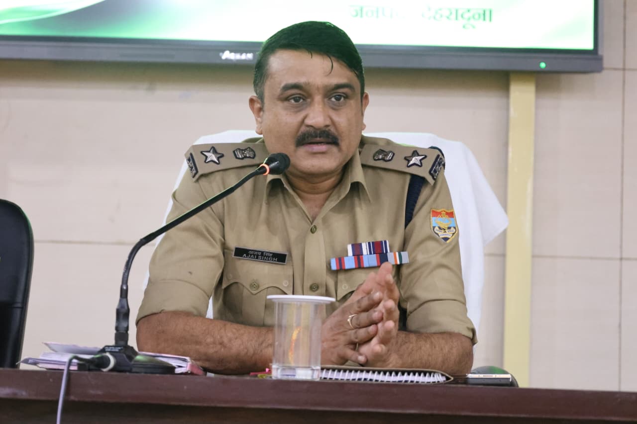 एसएसपी देहरादून ने दिए त्योहारों पर सुरक्षा और यातायात पर विशेष ध्यान देने के आदेश