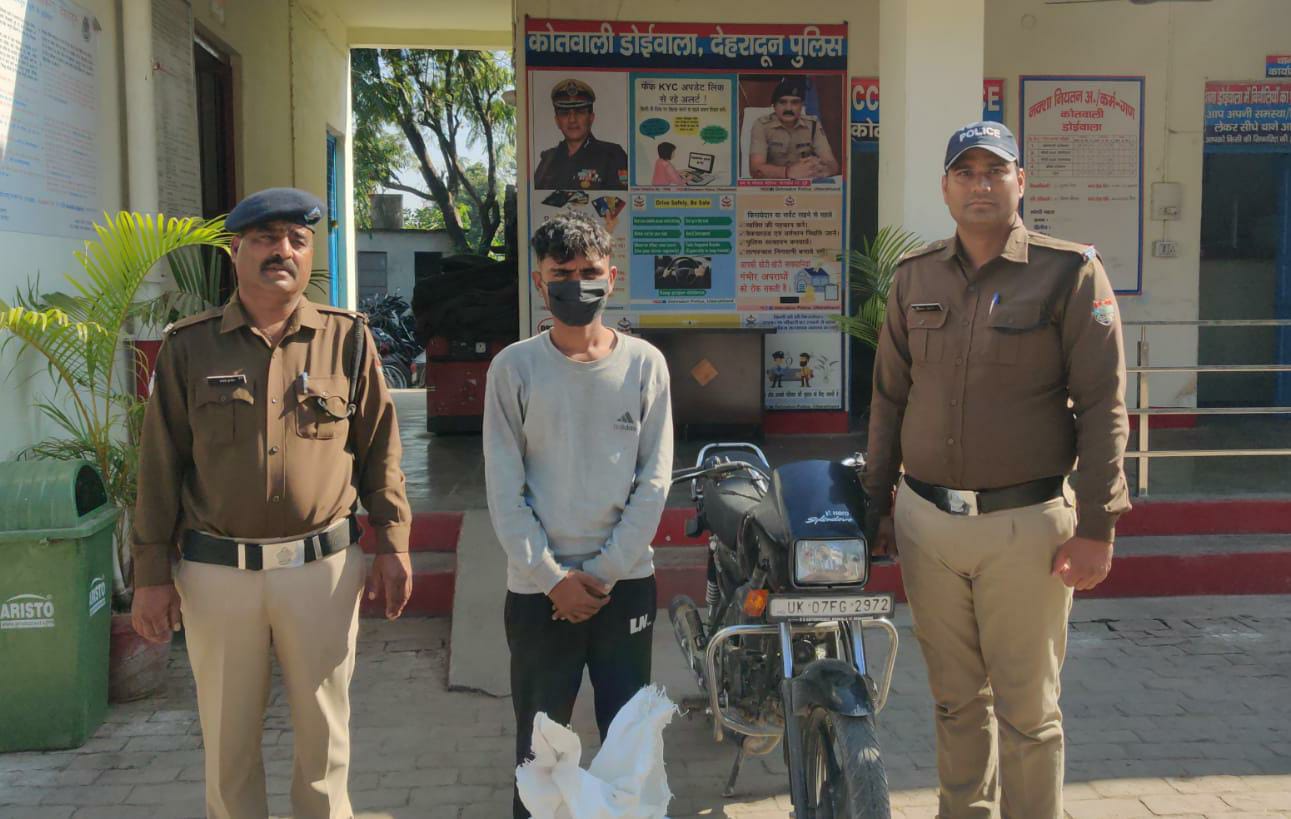 दून पुलिस को मिली सफलता मात्र 8 घण्टे में चोरी की घटना का किया खुलासा