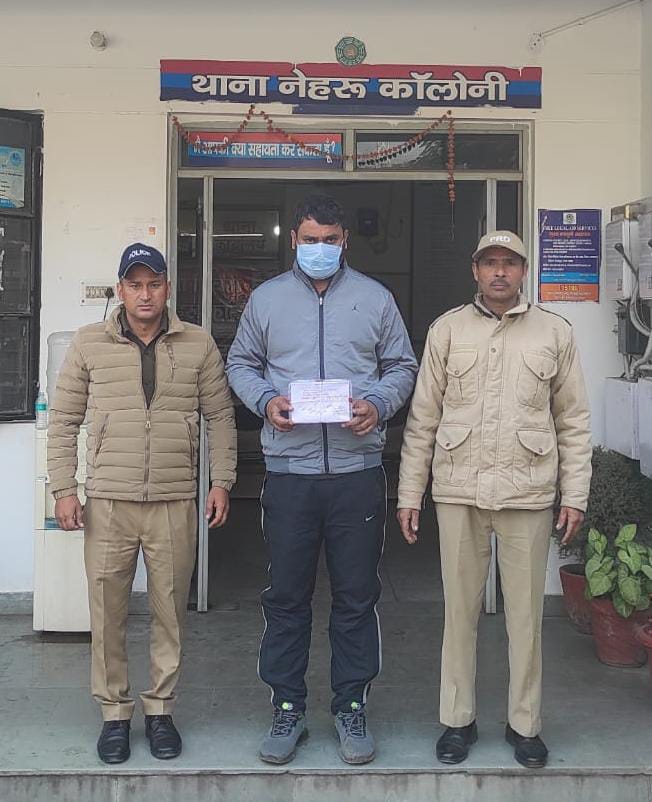 नेहरुकोलोनी में चोरी की घटना का 10 हज़ार ईनामी गैंगस्टर गिरफ्तार