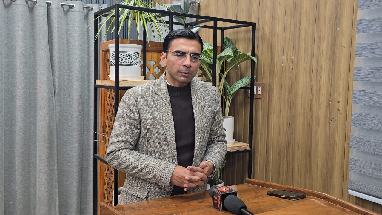 300 से ज़्यादा बच्चे किये जा चुके है रेस्क्यू, जर्जर स्कूली भवनों के ध्वस्तीकरण लागत का आंकलन हुआ पूरा: डीएम