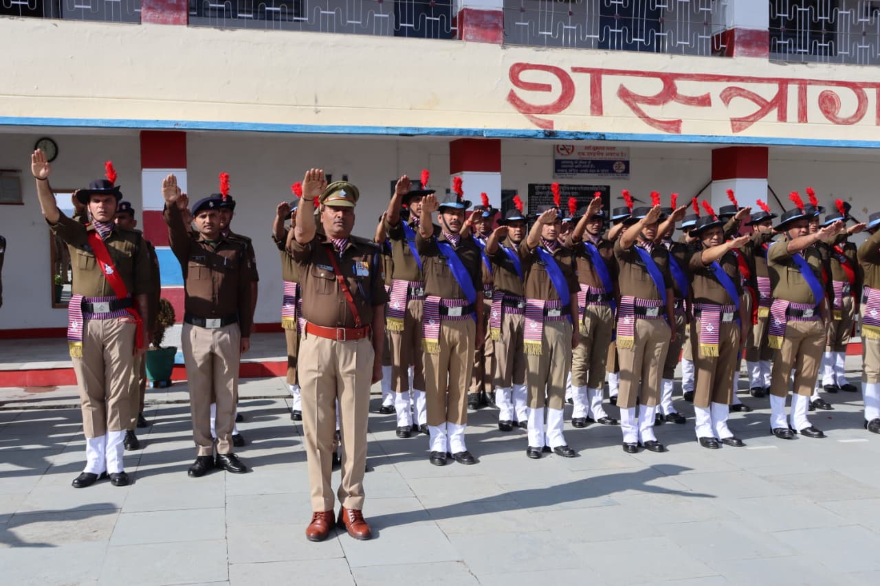 16वें राष्ट्रीय मतदाता दिवस पर पौड़ी पुलिस ने लोकतांत्रिक जिम्मेदारियों की ली शपथ
