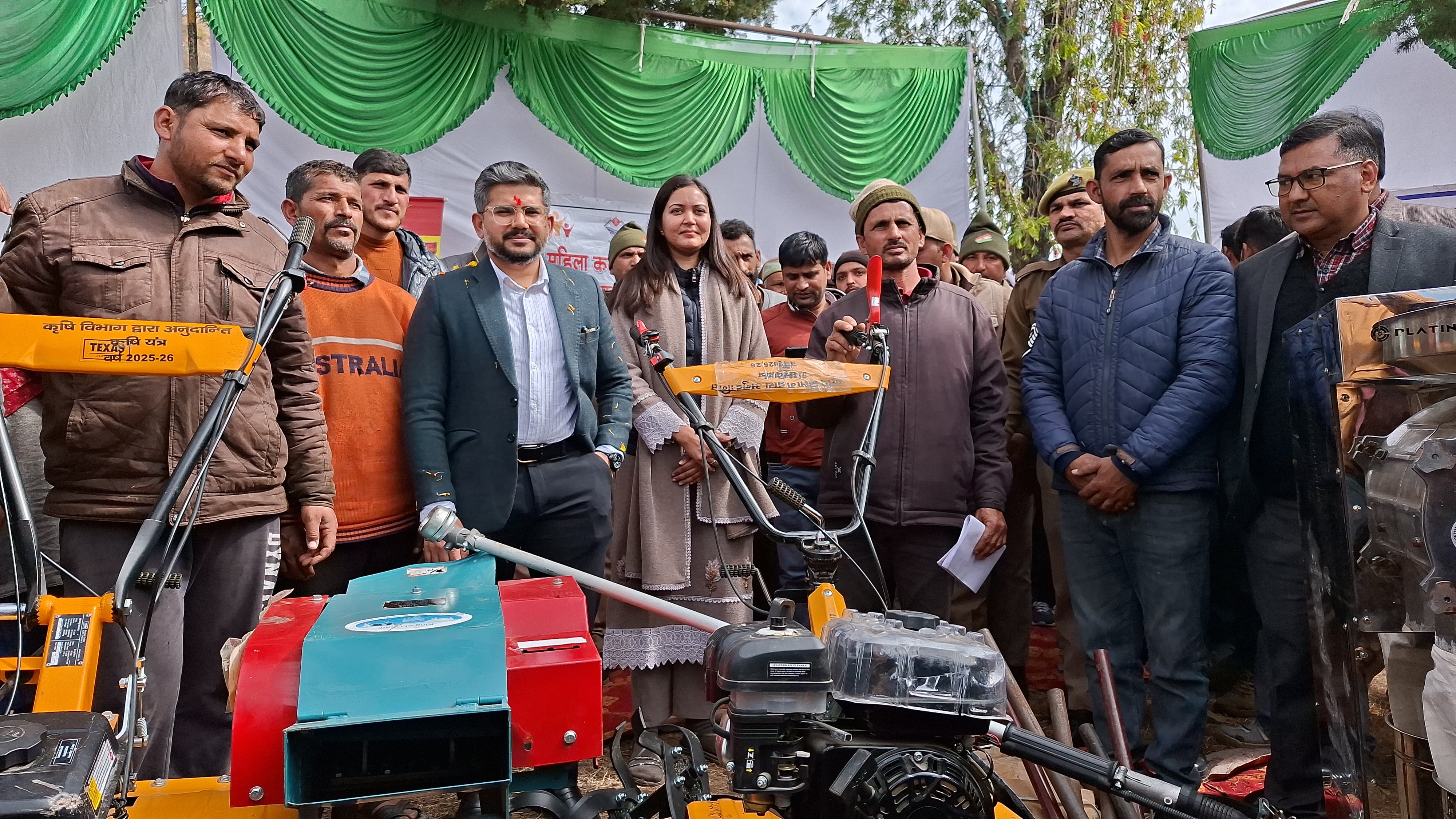 जन के बीच पहुँचा प्रशासन, ग्राम पंचायत दसऊ में सीडीओ ने सुनी जनसमस्या