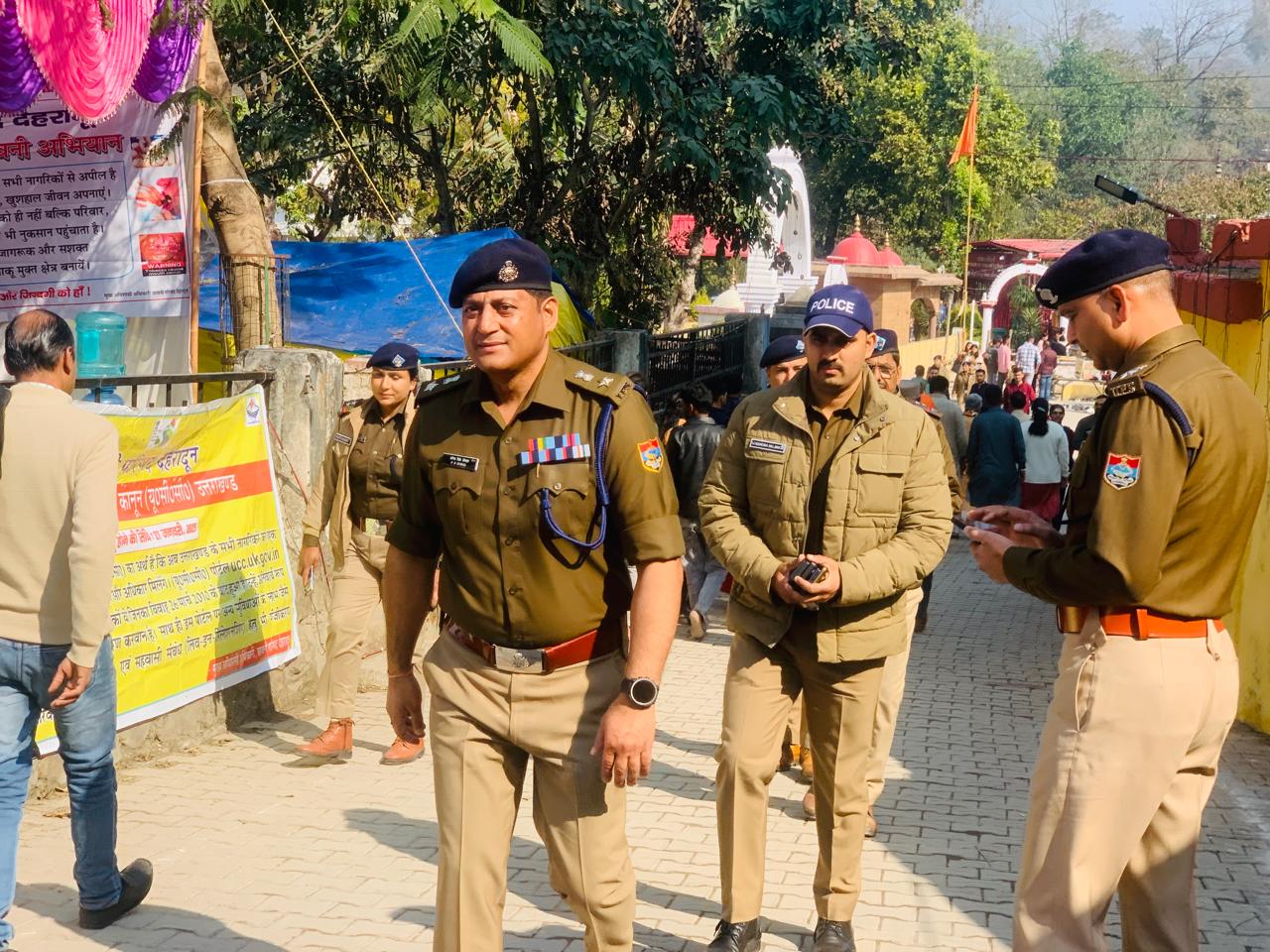 महाशिवरात्रि के अवसर पर कप्तान प्रमेन्द्र ने टपकेश्वर मंदिर की सुरक्षा व्यवस्थाओं का किया निरीक्षण