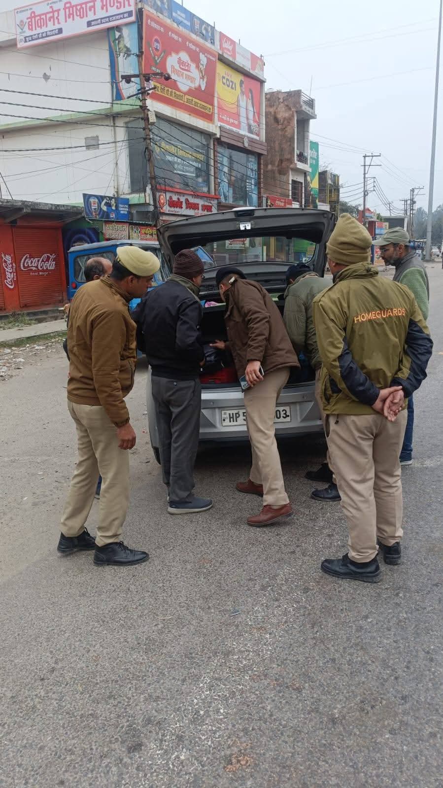 देहरादून में सुरक्षा के मद्देनज़र तड़के से सघन चेकिंग अभियान, पुलिस पूर्ण सतर्कता पर