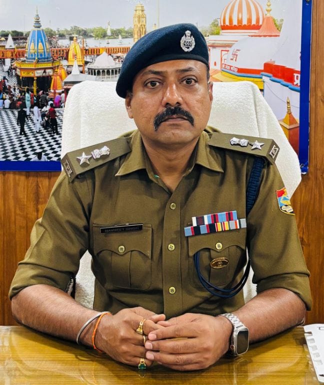 बोर्ड परीक्षा में किसी और के प्रवेश पत्र पर परीक्षा दे रहे 7 छात्र गिरफ्तार, 1 फरार