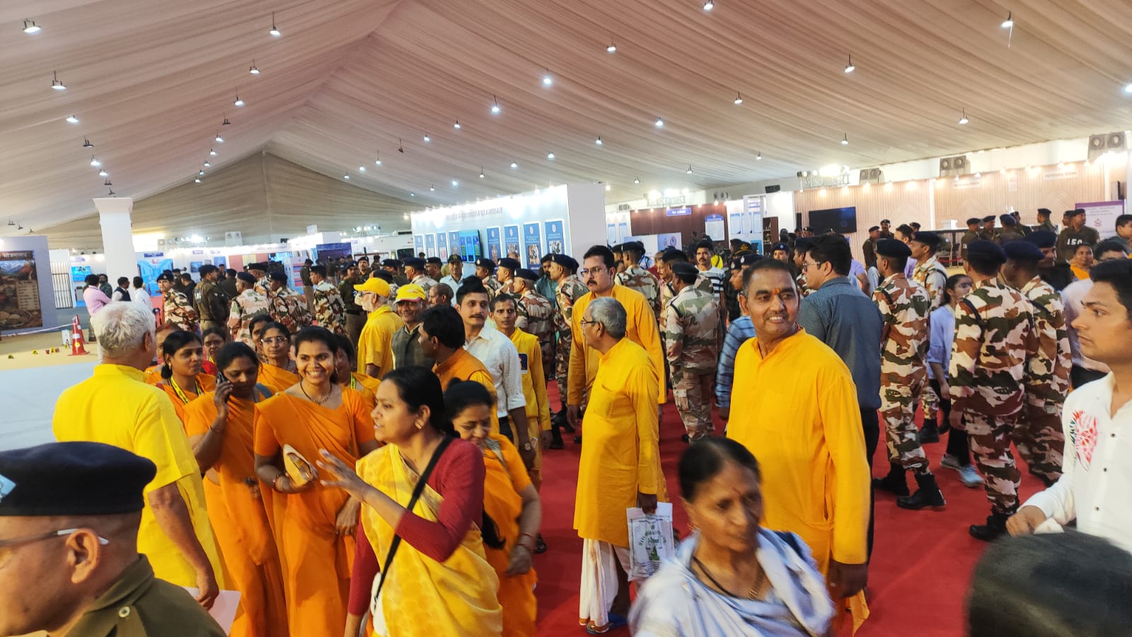 न्याय संहिता प्रदर्शनी के चौथे दिन उमड़ा जनसैलाब, अब तक 8000 से अधिक लोगों ने ली जानकारी