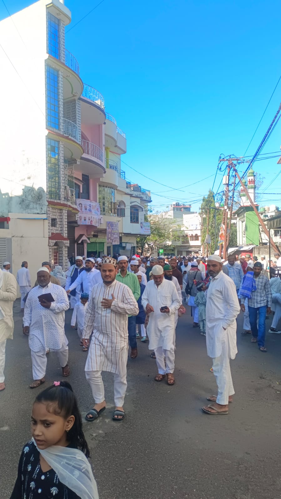 नैनीताल में ईद-उल-फ़ितर शांति और सौहार्द के साथ सम्पन्न, सुरक्षा व्यवस्था रही चाक-चौबंद