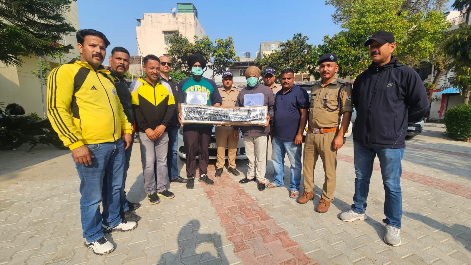 एसटीएफ ने अंतरराज्यीय हथियार तस्करी नेटवर्क का किया भंडाफोड़, दो आरोपी गिरफ्तार
