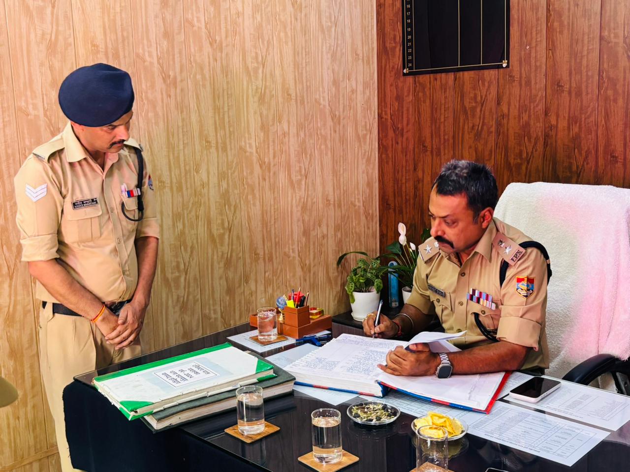 हरिद्वार कप्तान नवनीत सिंह ने किया थाना श्यामपुर का सालाना निरीक्षण