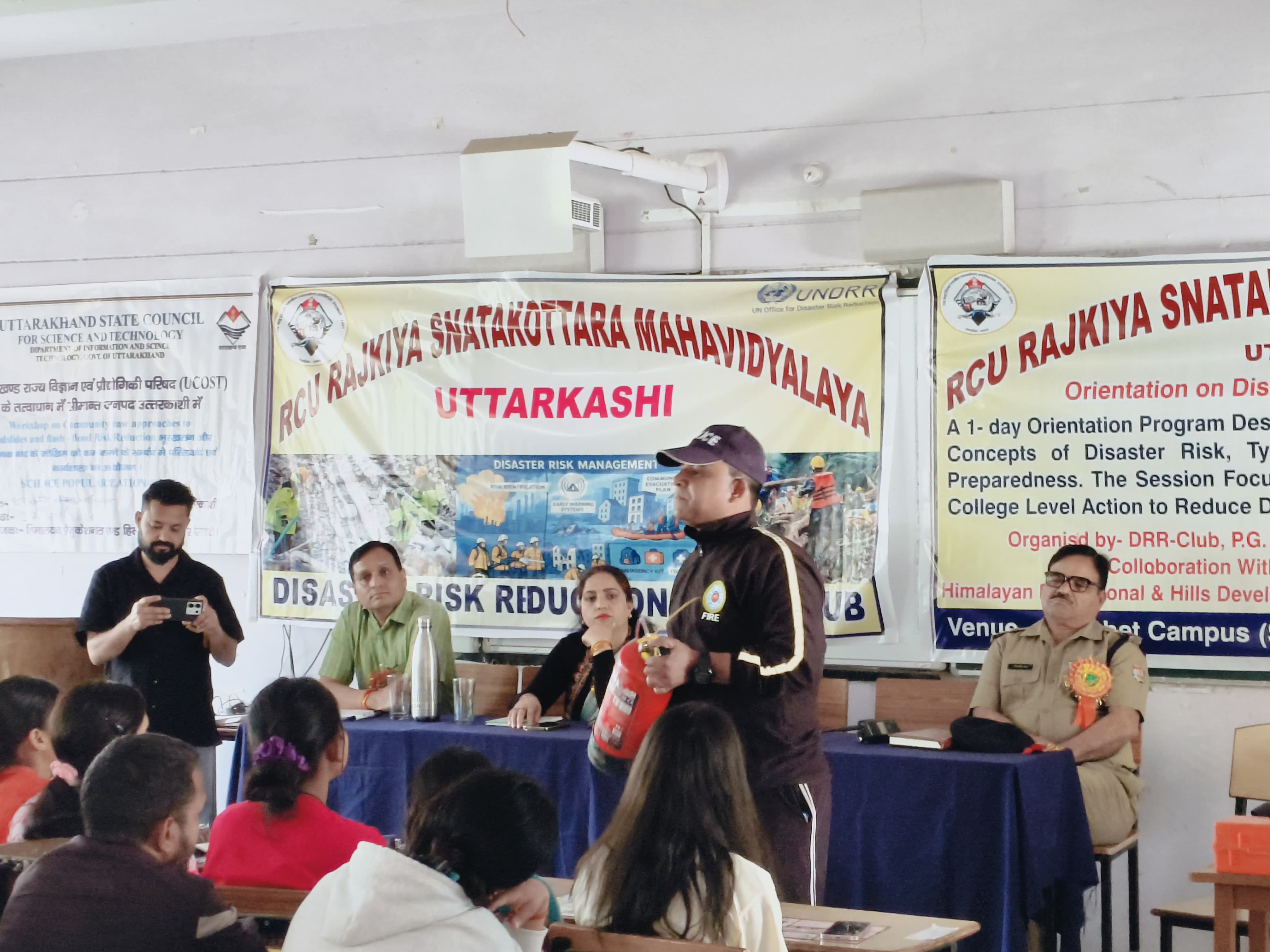 उत्तरकाशी में अग्नि सुरक्षा पर सख्ती, कॉलेज में प्रशिक्षण और अस्पताल का फायर ऑडिट
