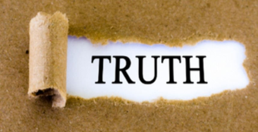 झूठ के दलदल में शांत खड़ा सच देर से ही सही 