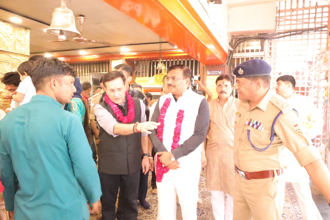 मुख्य सचिव, डीजीपी समेत प्रशासन व पुलिस अधिकारियों ने किया सम्पूर्ण रूट व कार्यक्रम स्थल का निरीक्षण