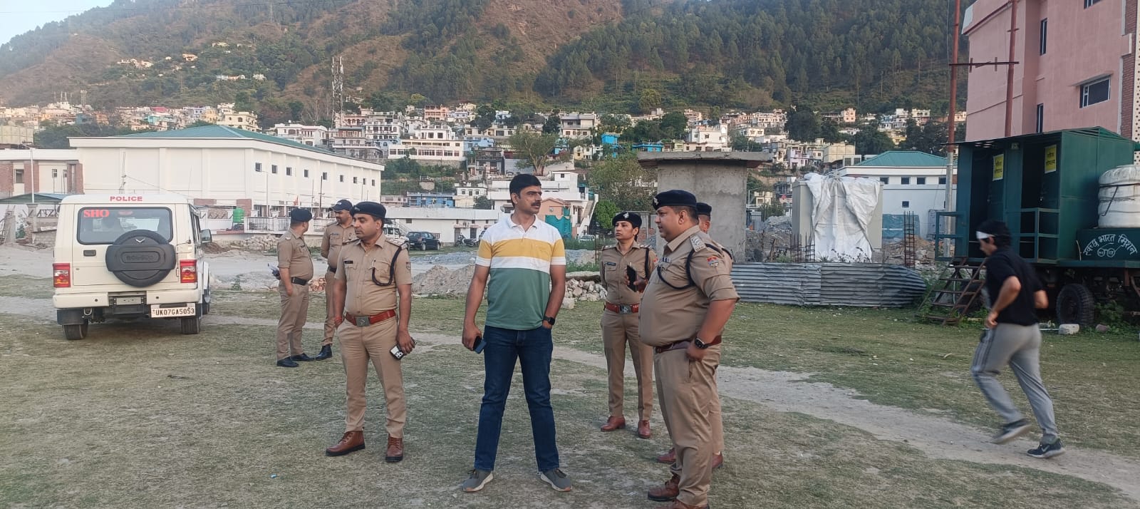 बैसाखी स्नान के दृष्टिगत एएसपी कोटद्वार ने किया देवप्रयाग संगम स्थल का निरीक्षण, चारधाम यात्रा की जांची तैयारियां