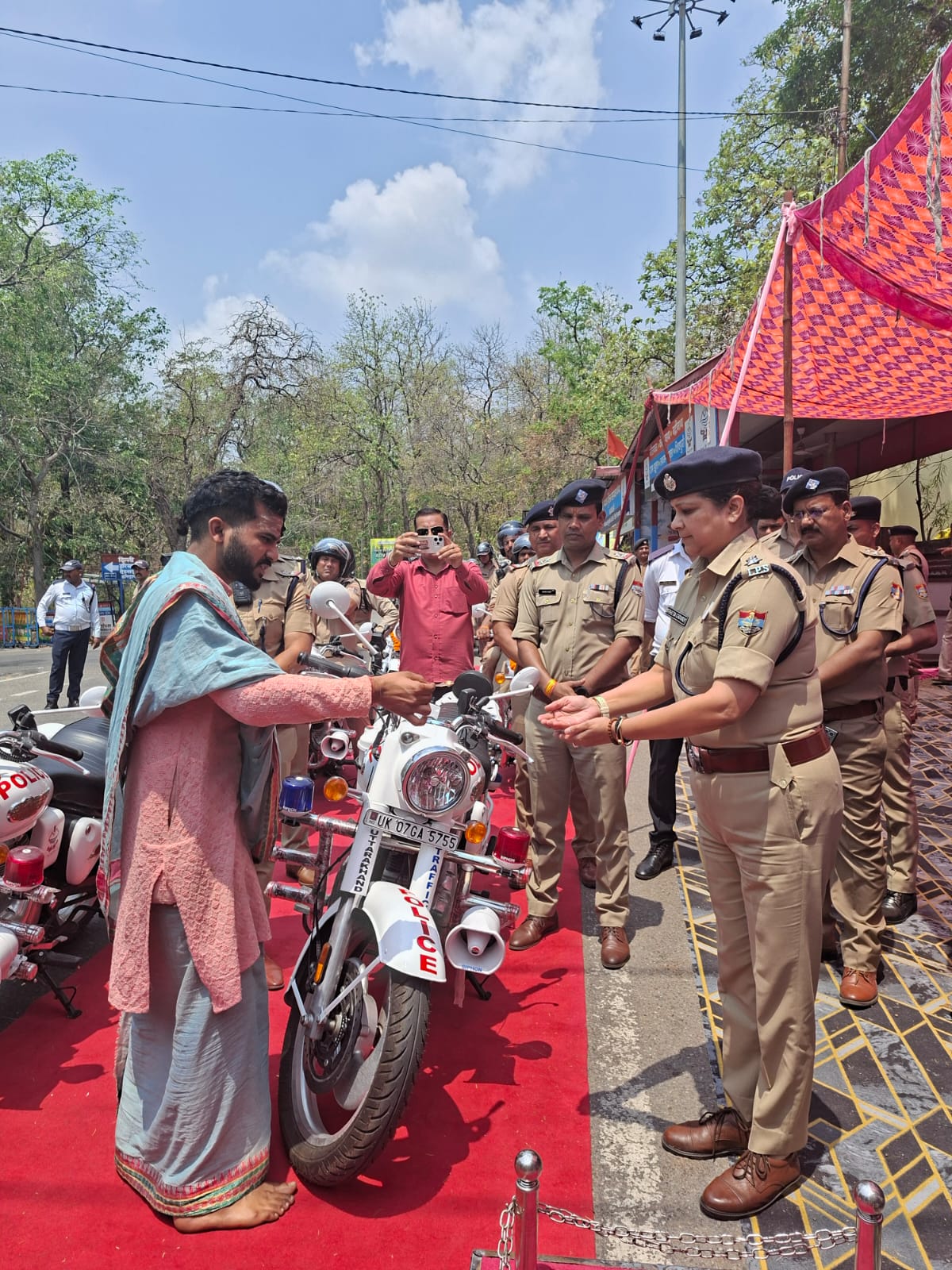 वीकेंड के चलते टिहरी पुलिस अलर्ट,एसएसपी श्वेता चौबे ने संभाली कमान