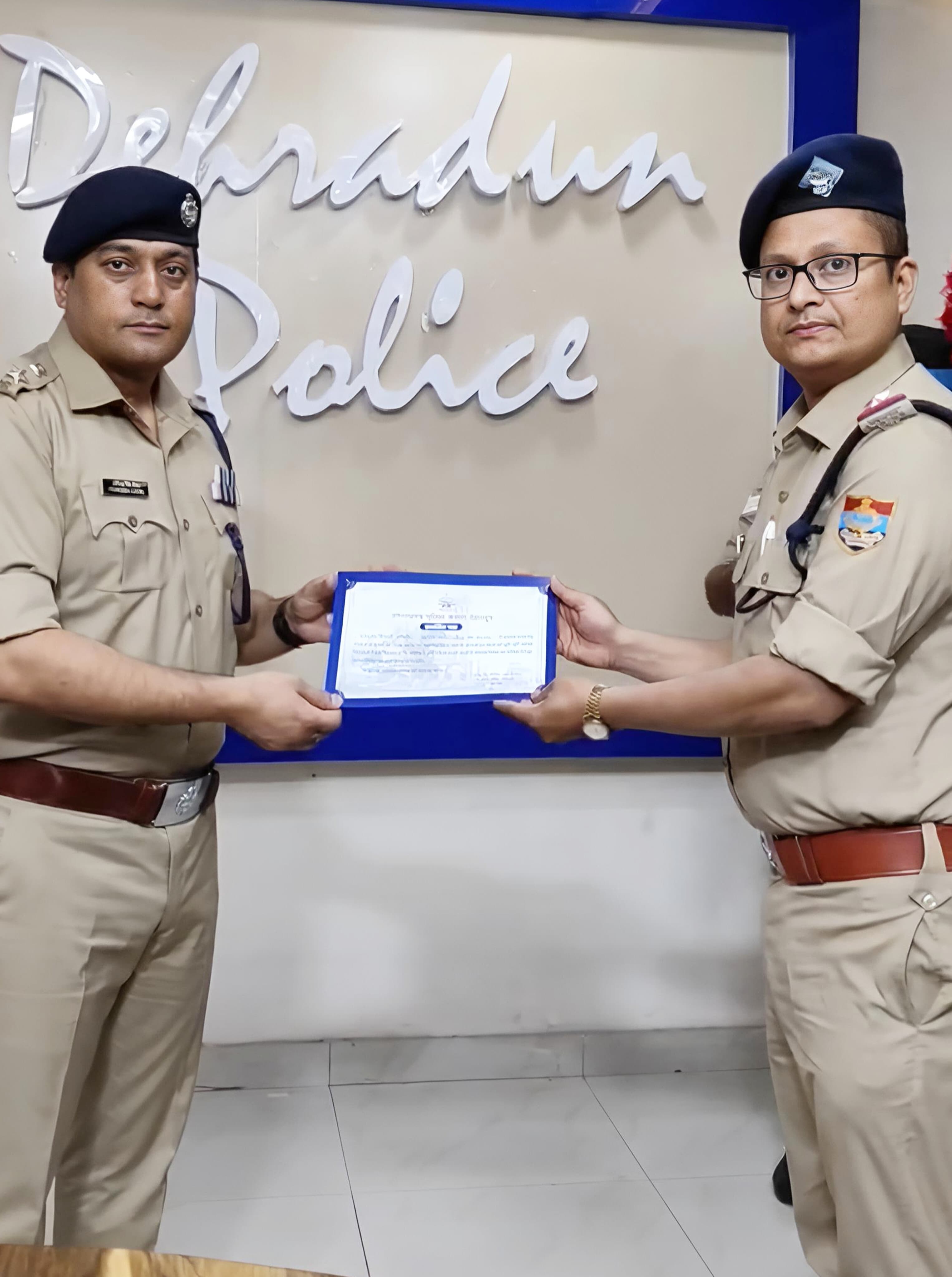 एसएसपी देहरादून ने उत्कृष्ट सेवा देने वाले 34 पुलिसकर्मी किया सम्मानित