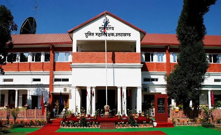 एडीजी लॉ एंड आर्डर पर पीड़ितों से मिलने का समय ही नही...किससे मांगे न्याय?
