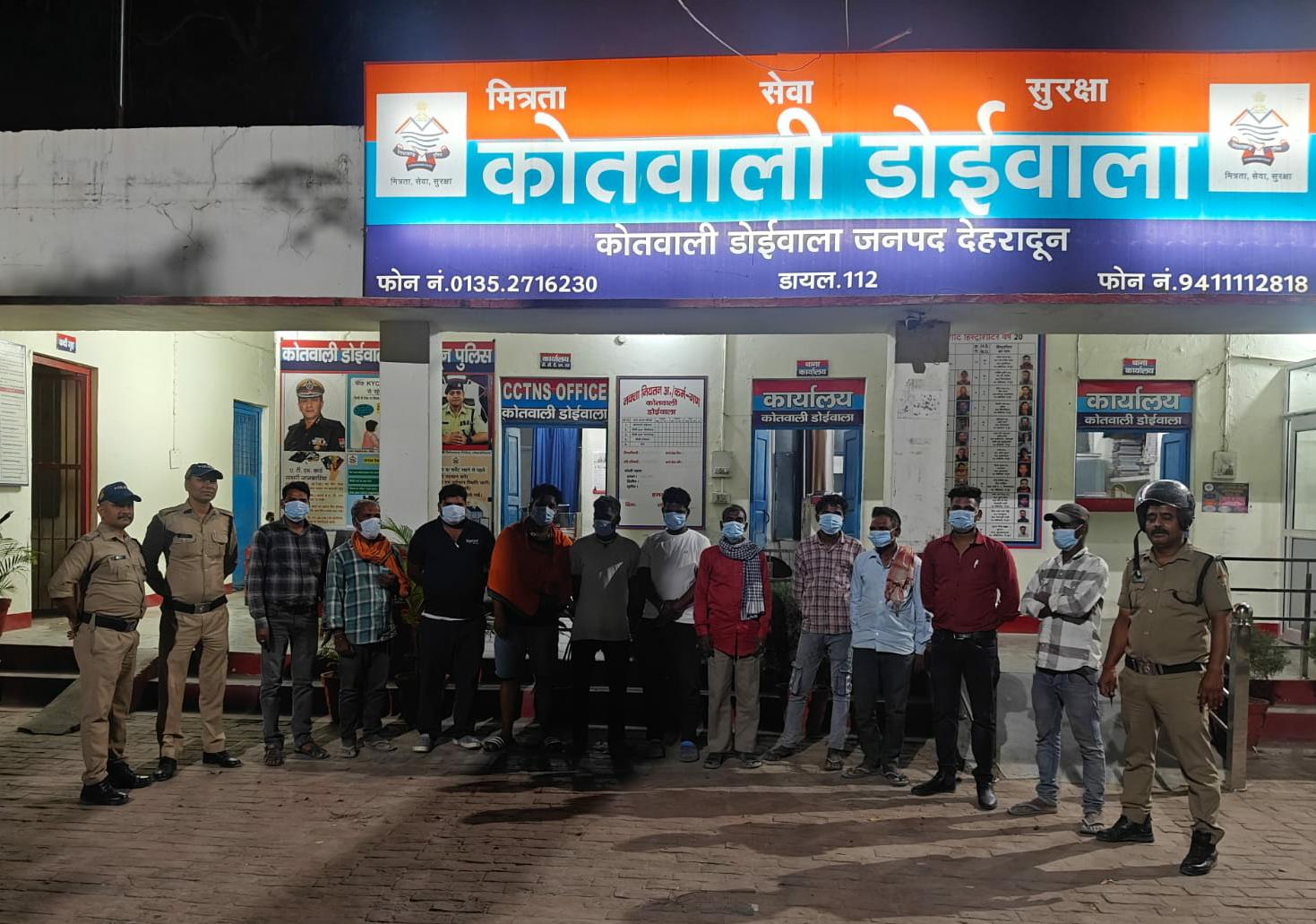 यातायात नियम तोड़ते 11 वाहन सीज, ड्रिंक एंड ड्राइव में 8 चालक गिरफ्तार