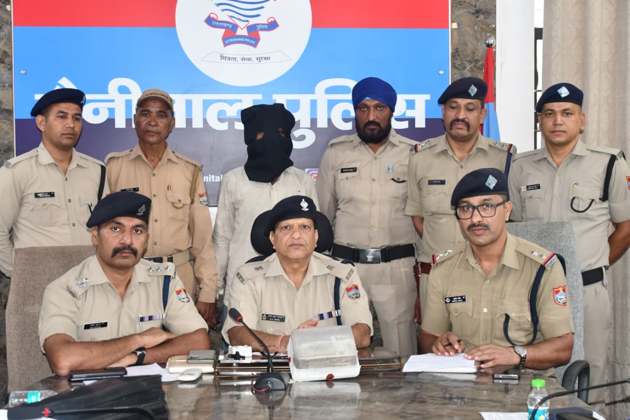 कार्यालय का ताला तोड़कर लाखों उड़ाने वाला शातिर चोर मात्र 24 घंटे में नैनीताल पुलिस की गिरफ्त में