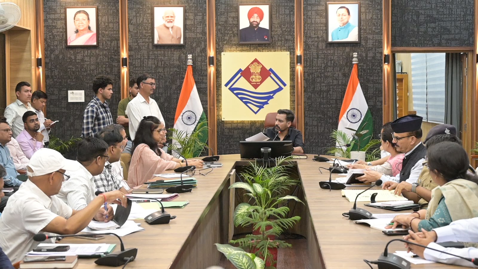 ऑनलाइन ट्रैकिंग से होगी शिकायतों की निगरानी, डीएम ने शुरू किया ‘समाधान दिवस
