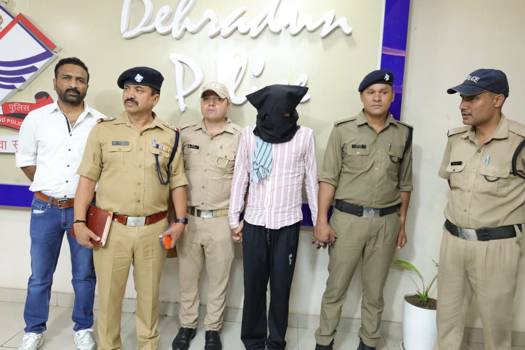 प्रॉपर्टी के लिए अपने ही सौतेले भाई की हत्या करवाने वाला कातिल भाई पुलिस की गिरफ्त में