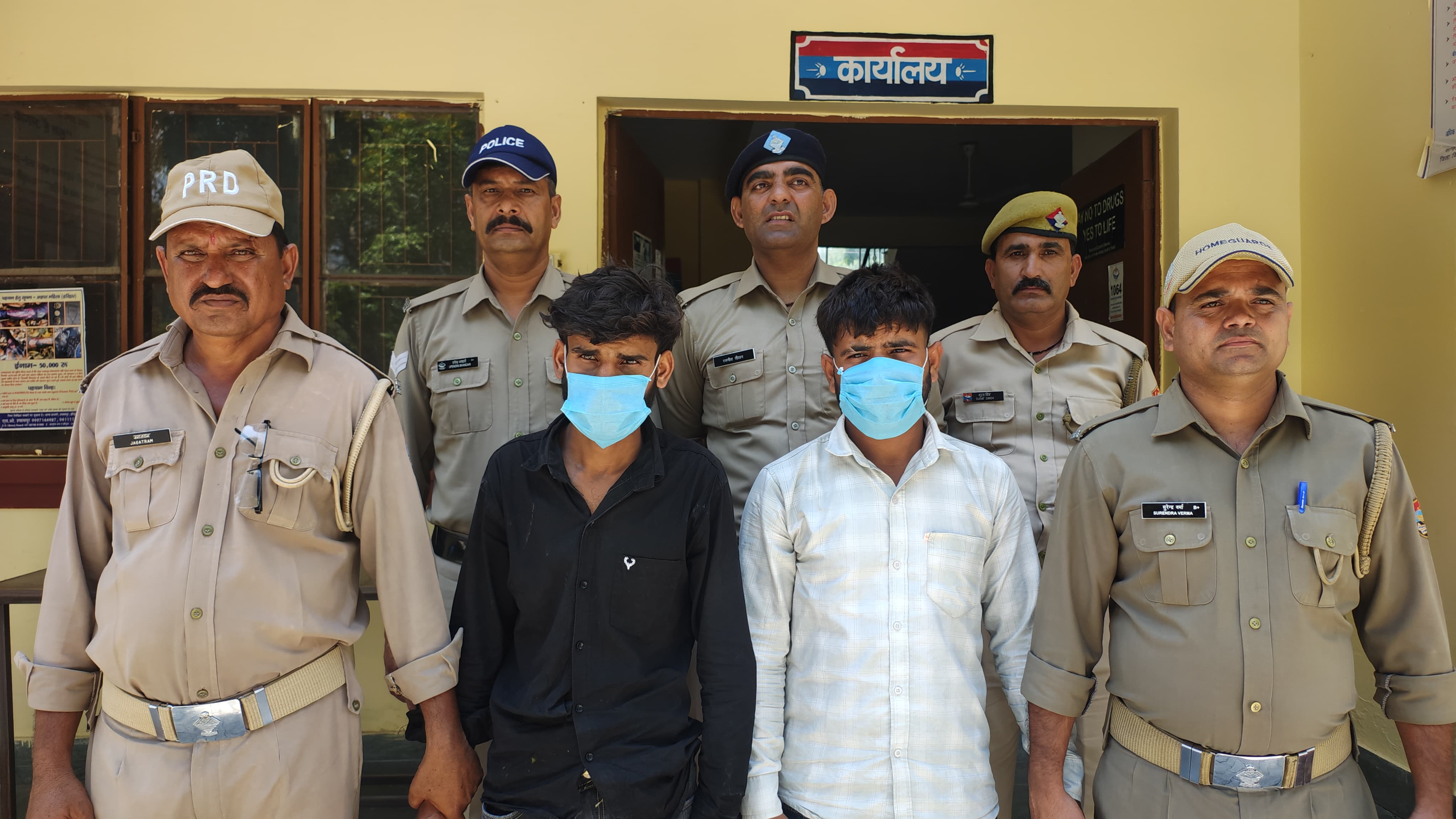 नशे की लत ने बनाया वाहन चोर, कालसी पुलिस ने चोरी की बाइक समेत दो आरोपियों को दबोचा*