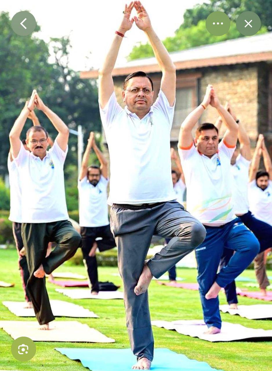 स्वस्थ वृद्धावस्था के लिए योग'' थीम के साथ मनाया जा रहा है 12व योग दिवस