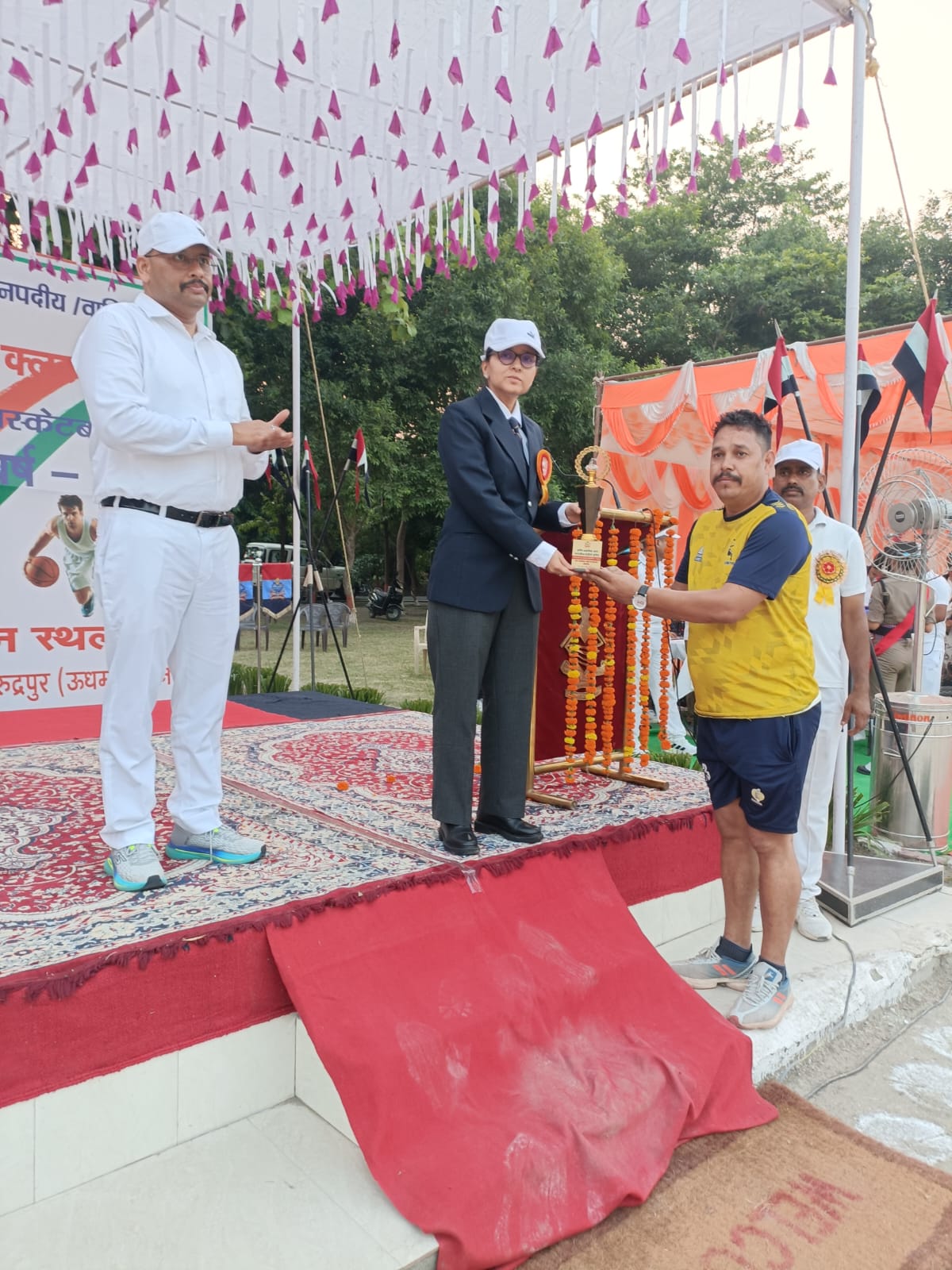 नैनीताल पुलिस का खेल में दमदार प्रदर्शन, हैंडबॉल प्रतियोगिता में उपविजेता बनी टीम