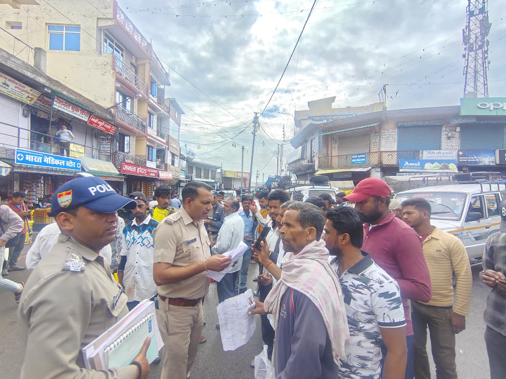*टिहरी में सघन सत्यापन अभियान जारी, 15 दिनों में 400 से अधिक लोगों का सत्यापन*