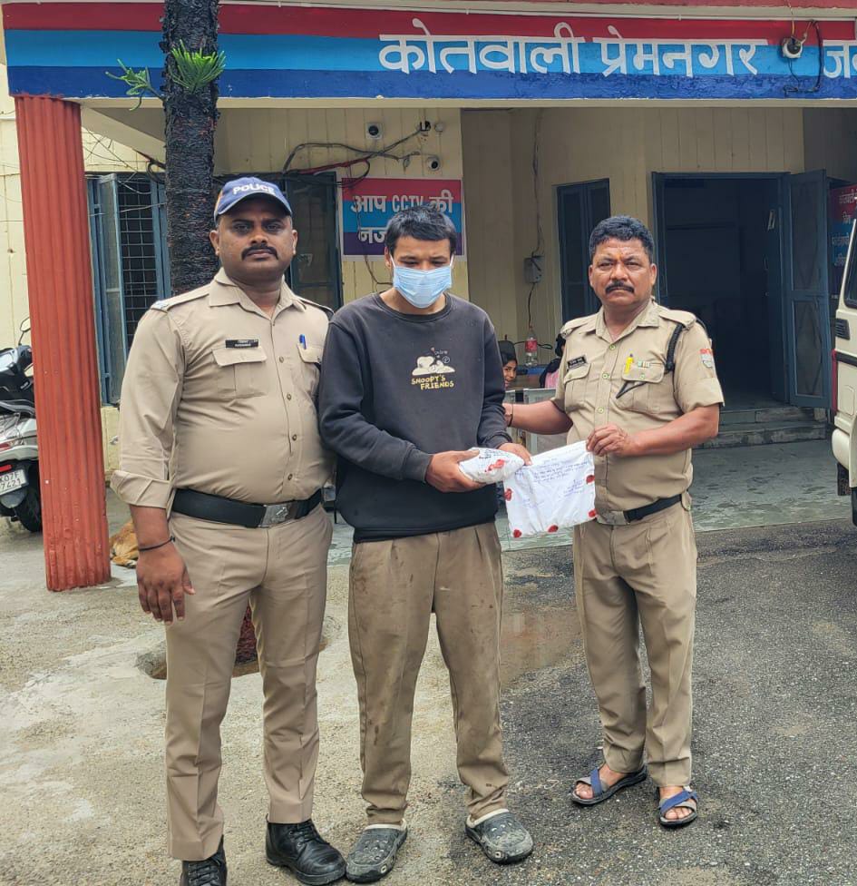 एटीएम तोड़कर चोरी की कोशिश नाकाम,प्रेमनगर पुलिस ने आरोपी को किया गिरफ्तार