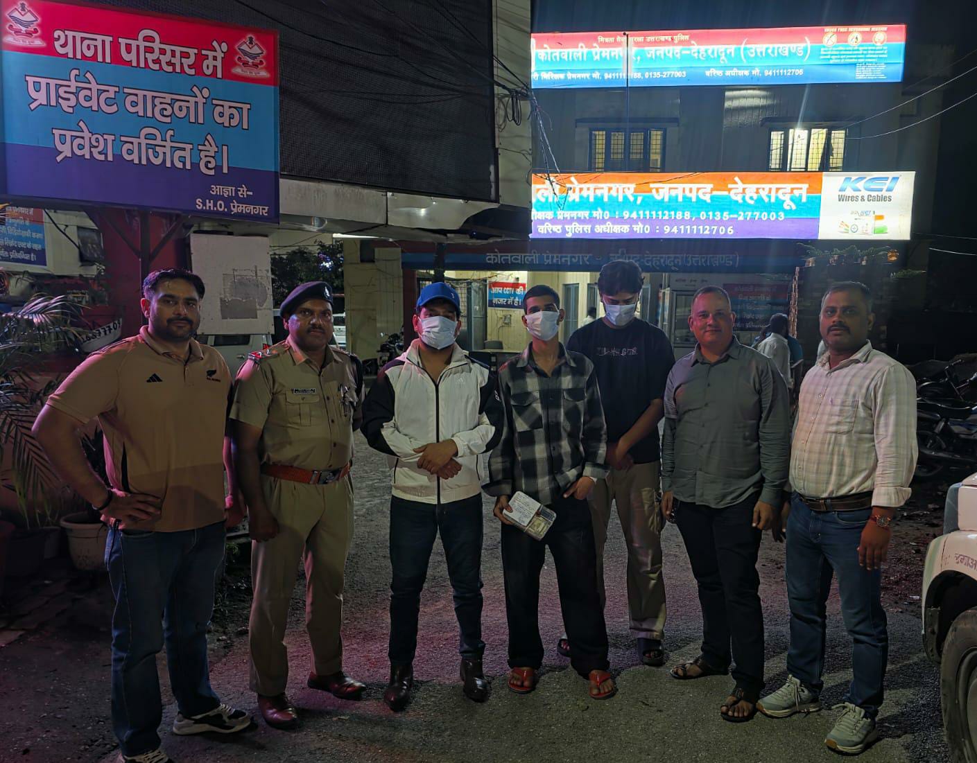 सार्वजनिक स्थान पर जुआ खेलते 3 जुआरी गिरफ्तार
