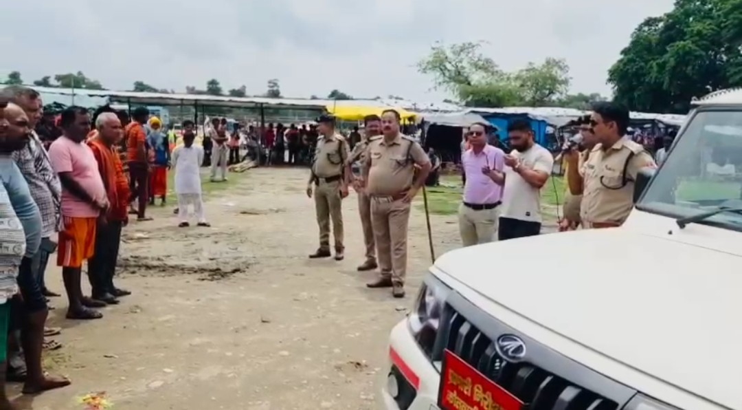 हरिद्वार पुलिस ने की कांवड़ियों से 6 फीट से कम कांवड़ लाने की अपील